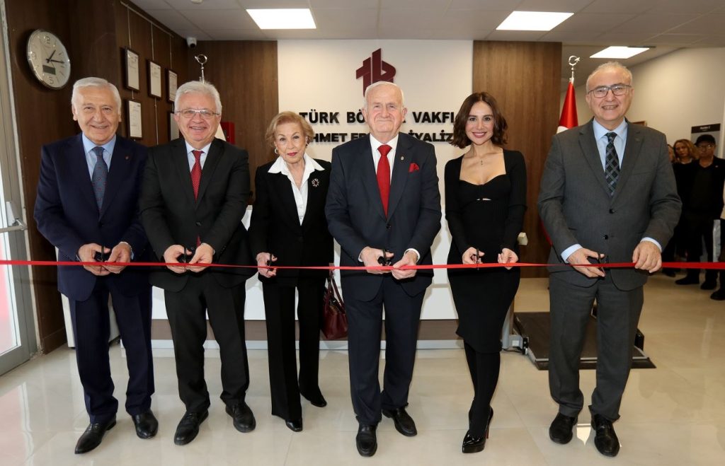 AVRUPA’NIN EN DONANIMLI DİYALİZ MERKEZİ TÜRK BÖBREK VAKFI TARAFINDAN İSTANBUL’DA HİZMETE AÇILDI!