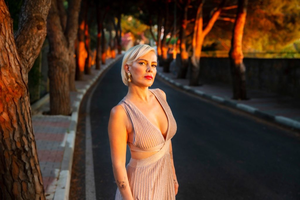 Ömür Gedik’ten Mısır Çıkarması: Plus One Konserleri Sharm El Sheikh’te Başlıyor