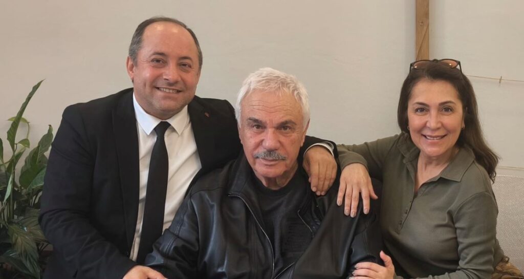 ŞÖHRET OLMAK MI, OYUNCU OLMAK MI?