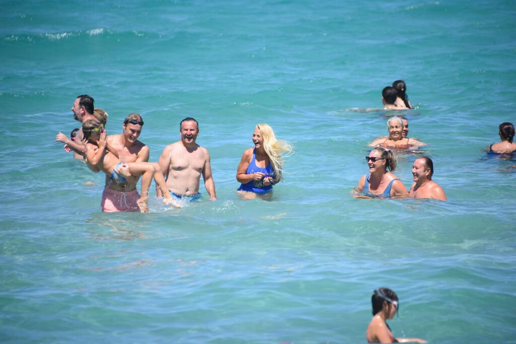 Kahkahalar peş peşe geldi