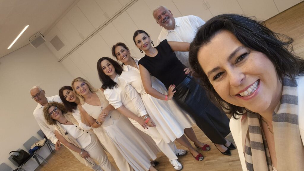 Cumhurbaşkanı Steinmeier’den Menekşe Korosuna ziyaret