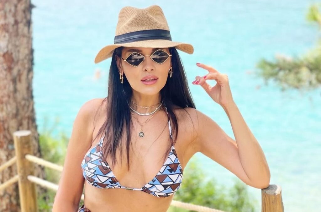 İLKNUR SOYDAŞ YILLAR SONRA GELEN İTİRAF ‘SERDAR İÇİN KLİPTE TAKOZ KULLANDIK’