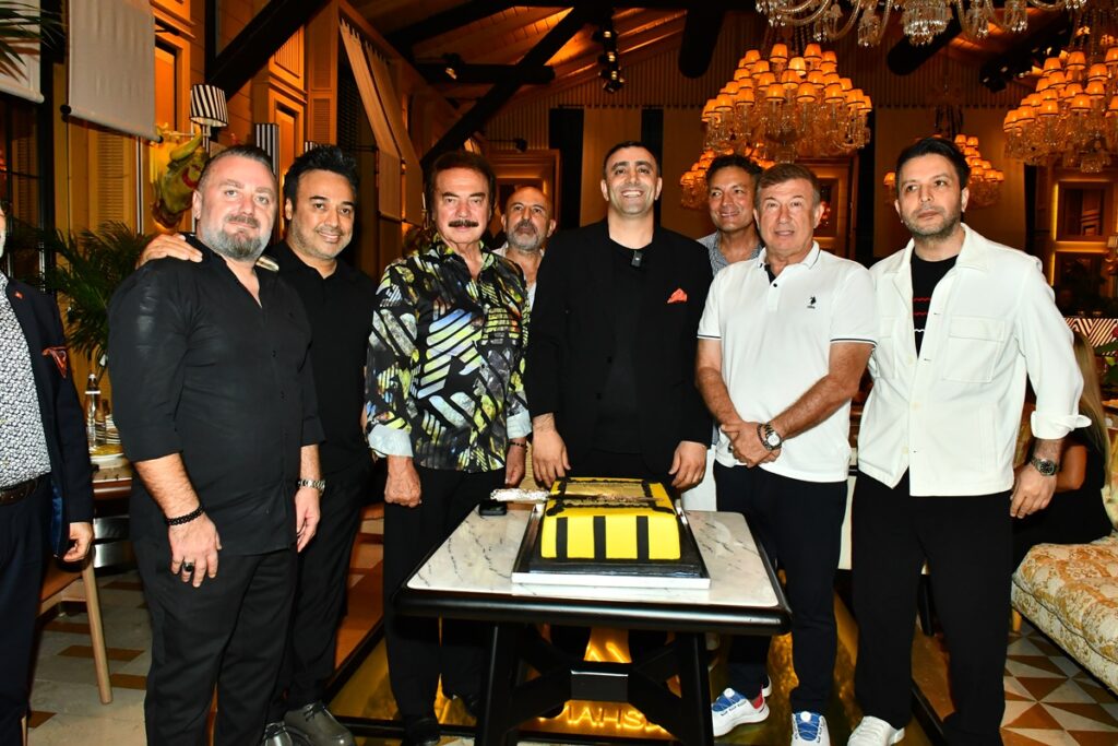 MAHSUN Restoran’ın 1. Yıl Dönümü Görkemli Bir Geceyle Kutlandı