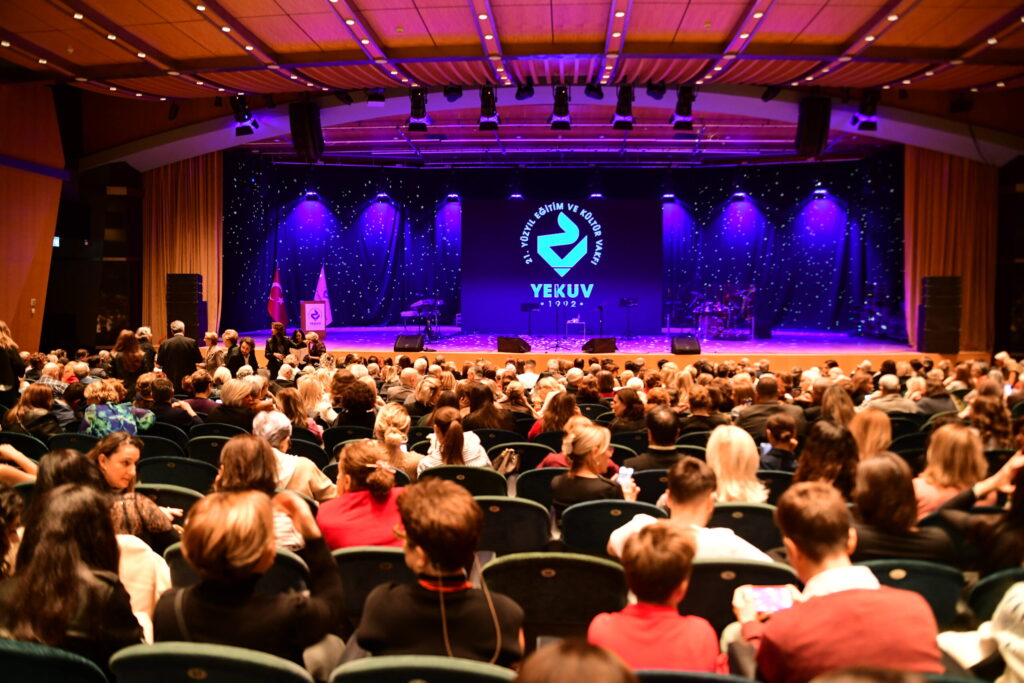 Yeküv Vakfı 33. kuruluş yılını görkemli bir gece ile kutladı