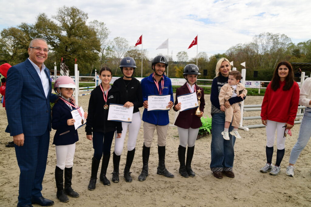 29 Ekim’e özel “Cumhuriyet Kupası” düzenlediler