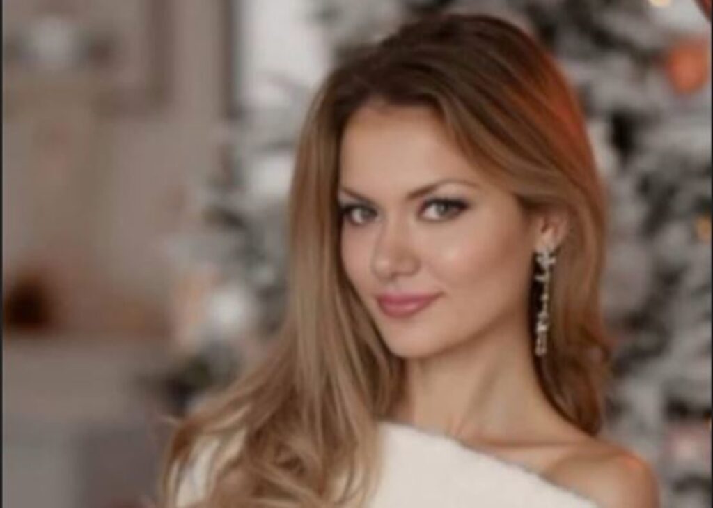 DUYGU ÖCAL: TAHT BOŞTU, KRALİÇE GERİ DÖNÜYOR..