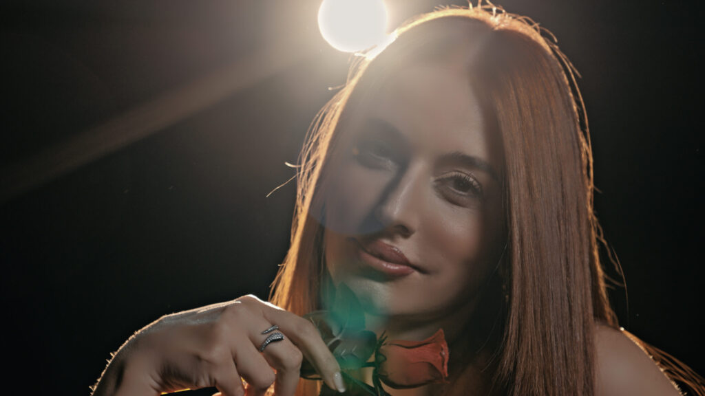 Arzu Efimia’ dan 4’cü Single Calısması “AŞK ACIMAZKİ ” Romantik Calısması İle Müzik Severlerle Buluşuyor…