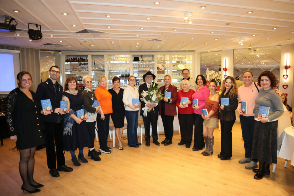 3.İmza günü Küçük Kulüp’de