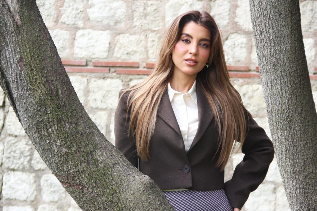 IRAKLI ÜNLÜ SUNUCU SHAHAD SALMAN TÜRKİYEDE