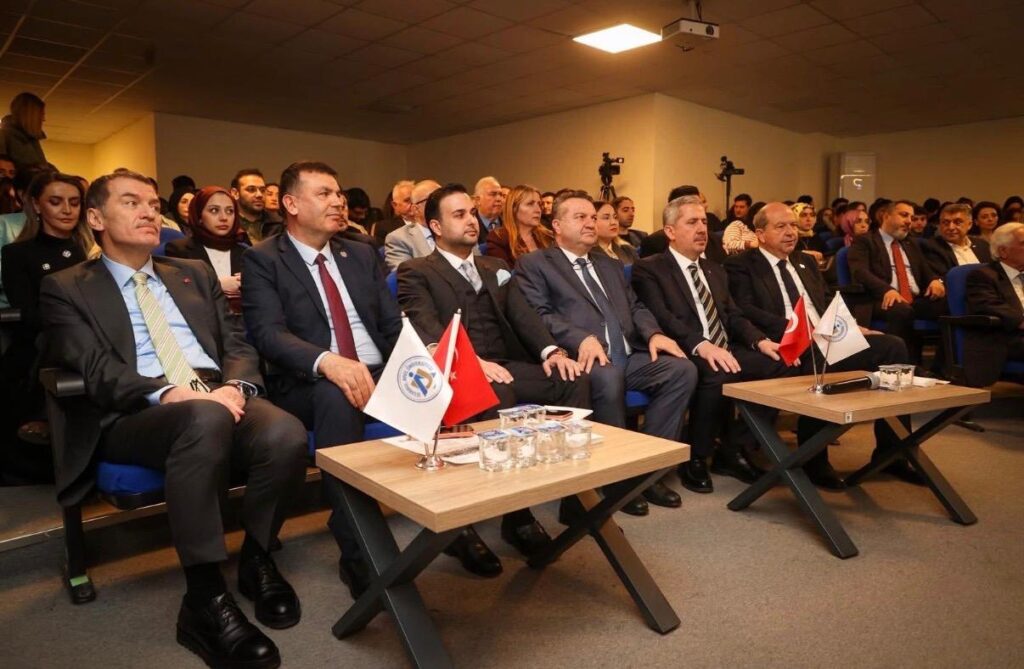 Avrupa Ekonomi Senatosu’ndan Fehim Ustaoğlu’na Ödül