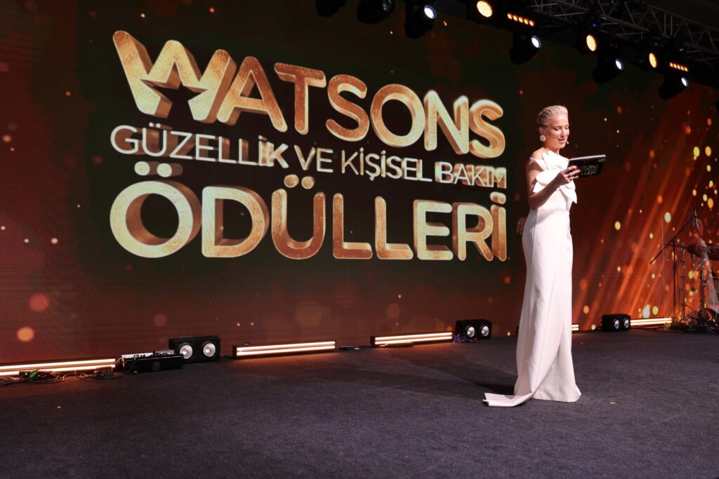 12.Watsons Güzellik Ve Kişisel Bakım Ödülleri’nde  Yıldızlar Geçidi